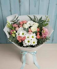 Букет цветов из:  Розы, Лизиантусы и Хризантемы в Белоозерский