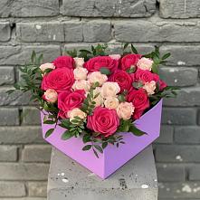 Цветочная композиция из Розы в коробке в Белоозерский