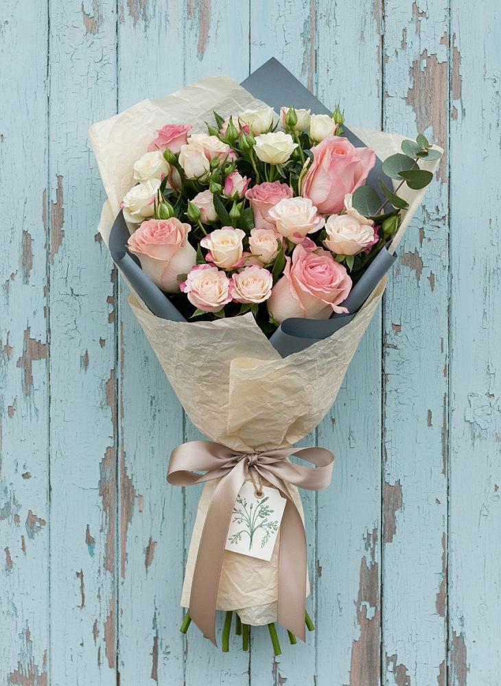 Букет цветов из: Розы в Белоозерский