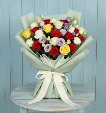 Букет цветов из:  Розы в Белоозерский