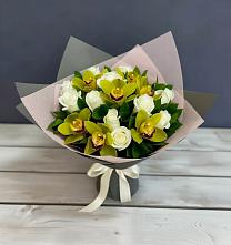 Букет цветов из:  Орхидеи и Розы в Белоозерский