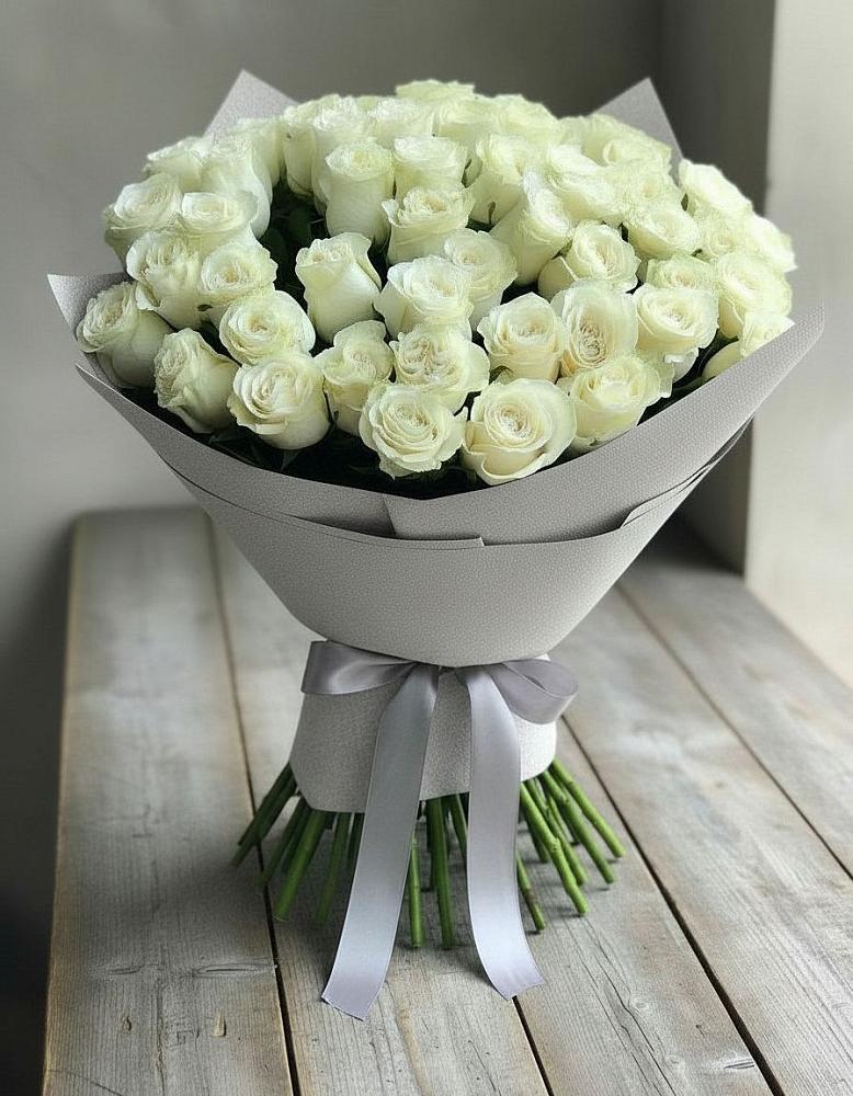 Букет 35 Белых роз в Белоозерский