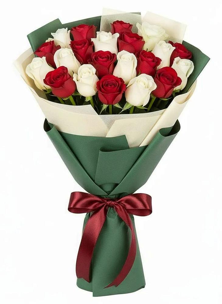 Букет Микс из красных и белых роз в Белоозерский