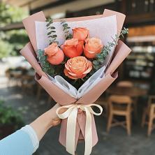 Букет цветов из:  Розы в Белоозерский