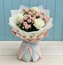 Букет цветов из:  Розы в Белоозерский