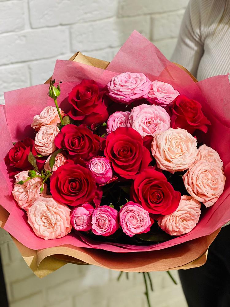 Букет цветов из: Розы в Белоозерский