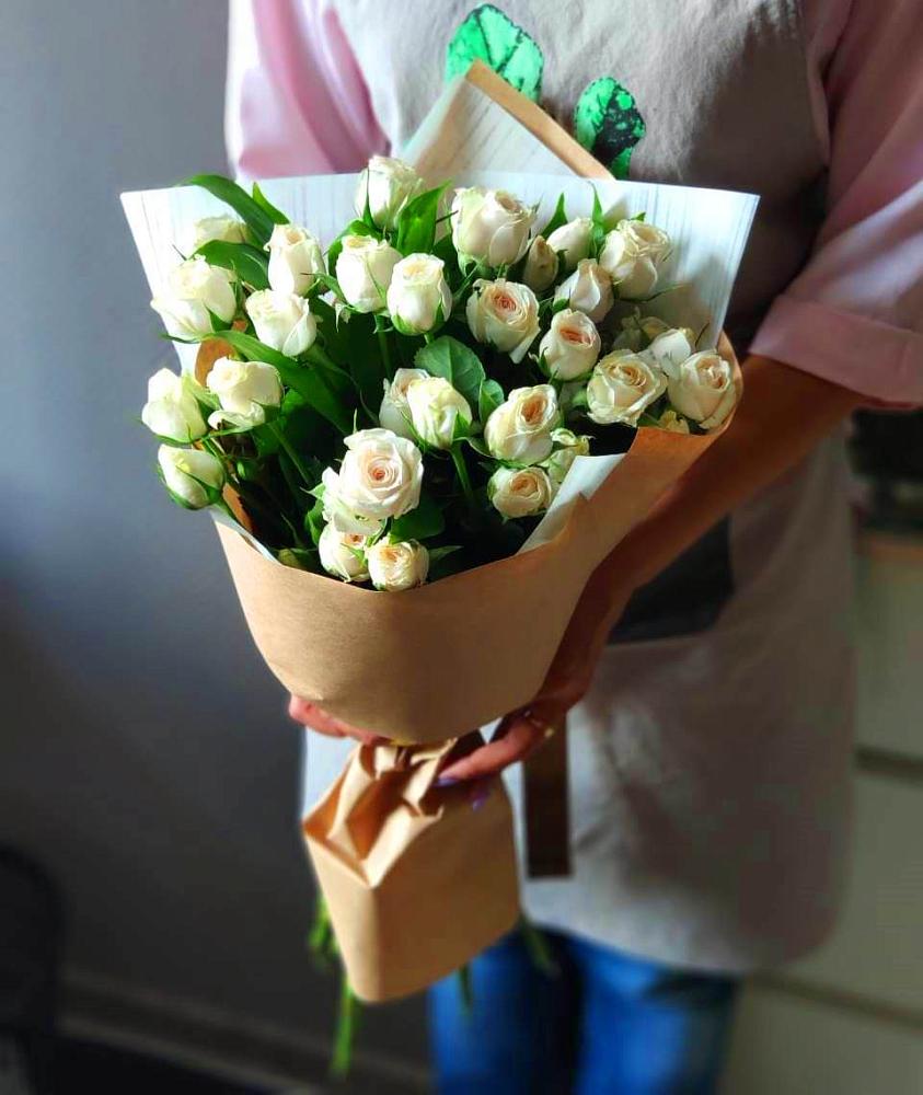 Букет цветов из: Розы в Белоозерский