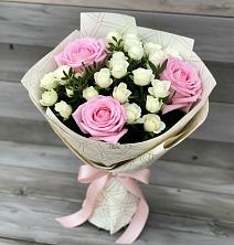Букет цветов из:  Розы в Белоозерский