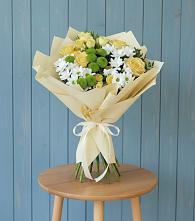 Букет цветов из:  Хризантемы и Розы в Белоозерский