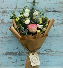 Букет цветов из:  Розы и Лизиантусы в Белоозерский