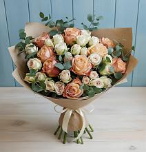 Букет цветов из:  Альстромерии и Розы в Белоозерский